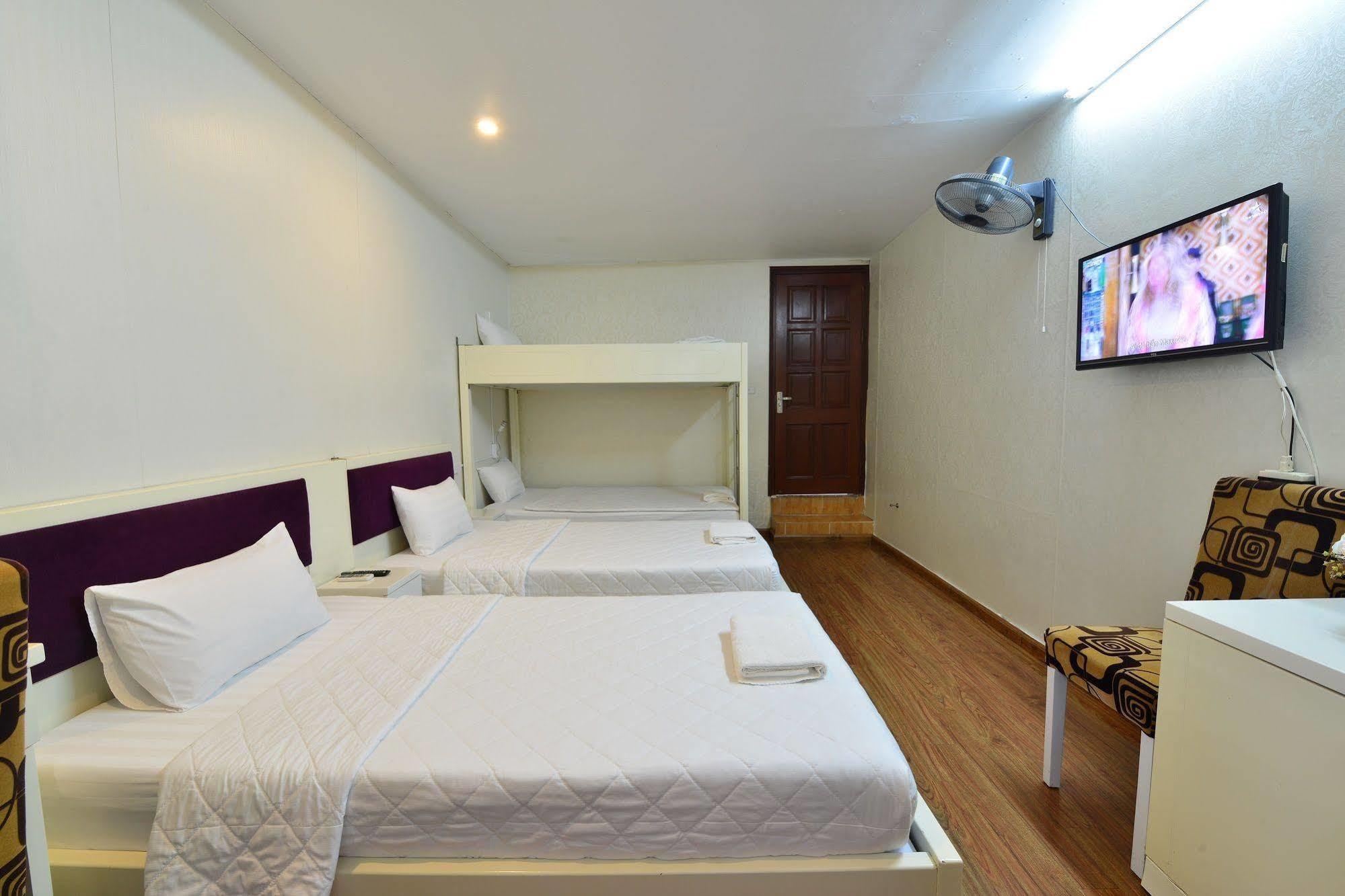 Little Hanoi Hostel Dış mekan fotoğraf